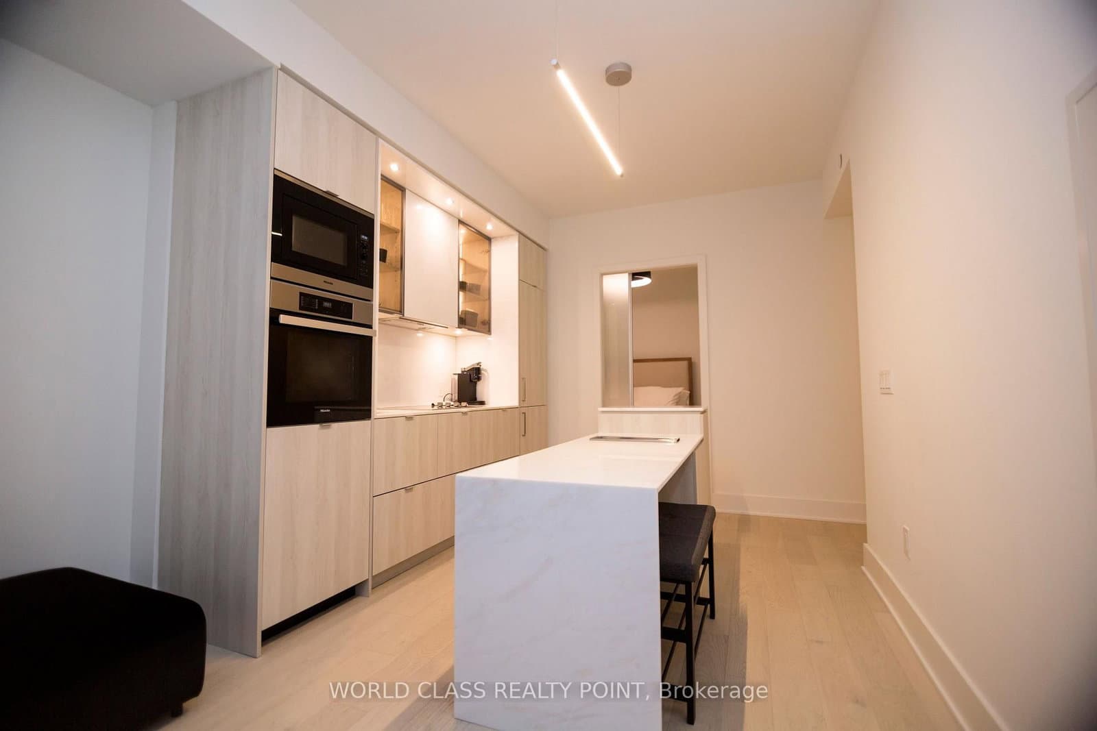 11 Yorkville Avenue, Unit 1807 - Image 4
