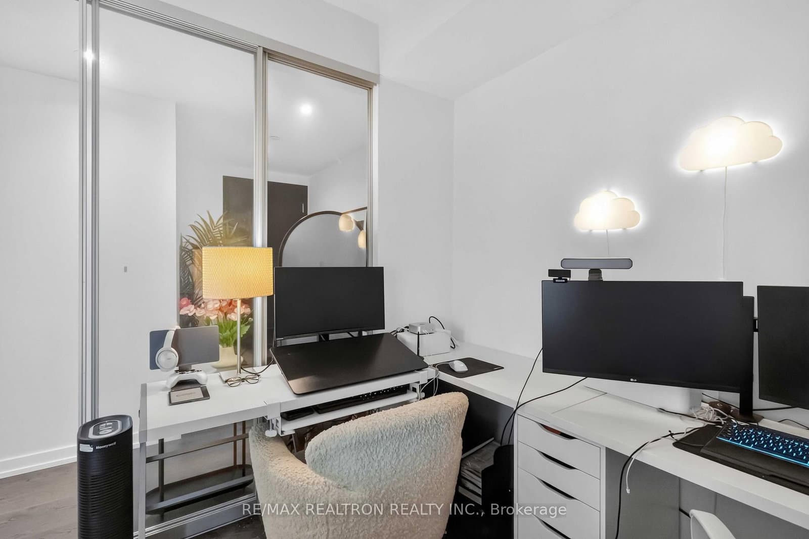 488 University Avenue, Unit 2802 - Image 5