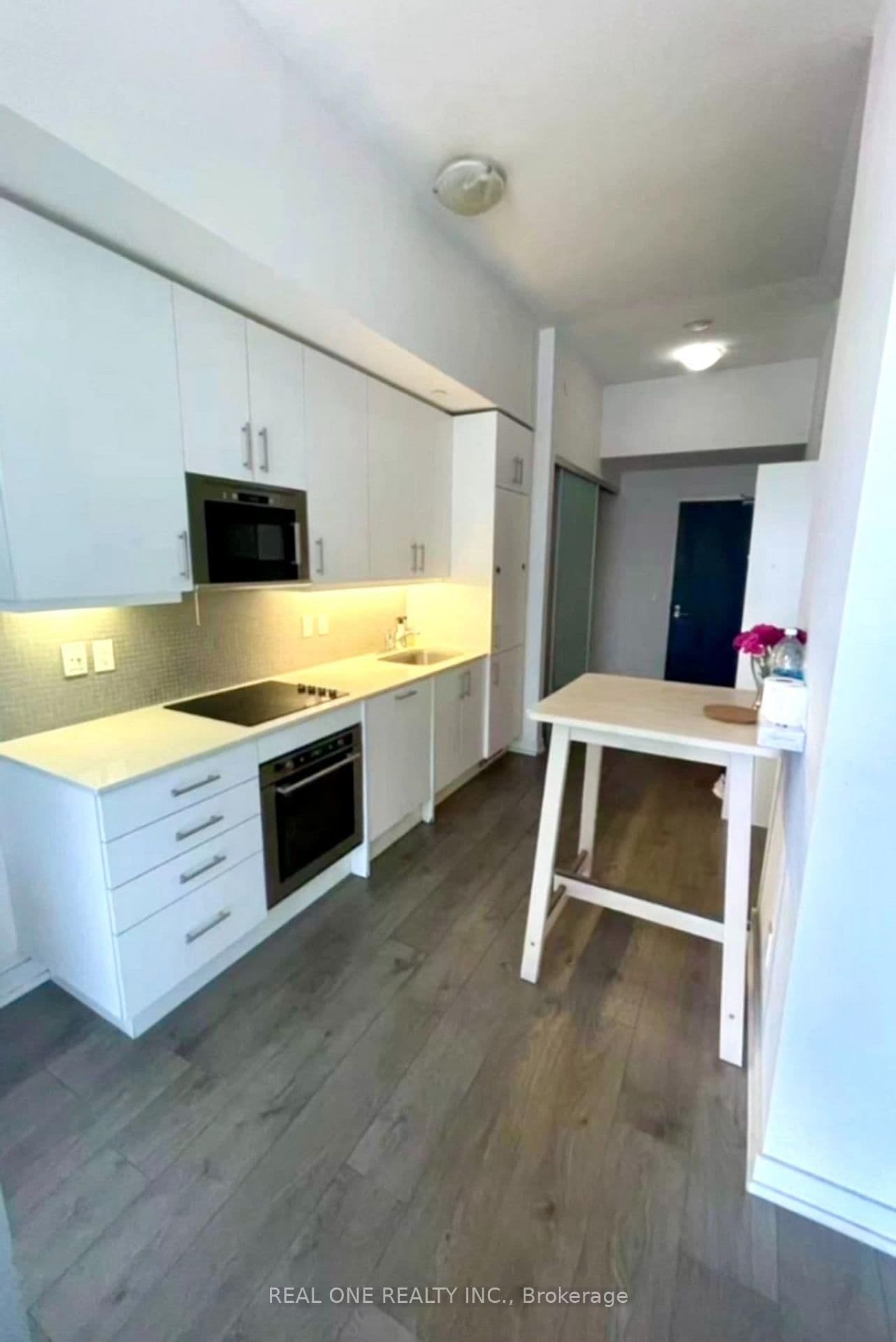 297 College Street, Unit 716 - Image 2
