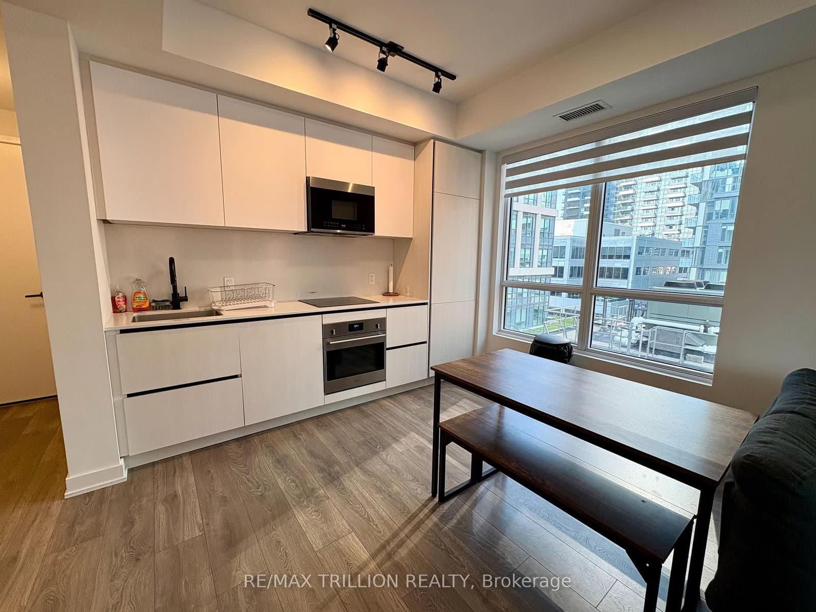 108 Peter Street, Unit 1016 - Image 6