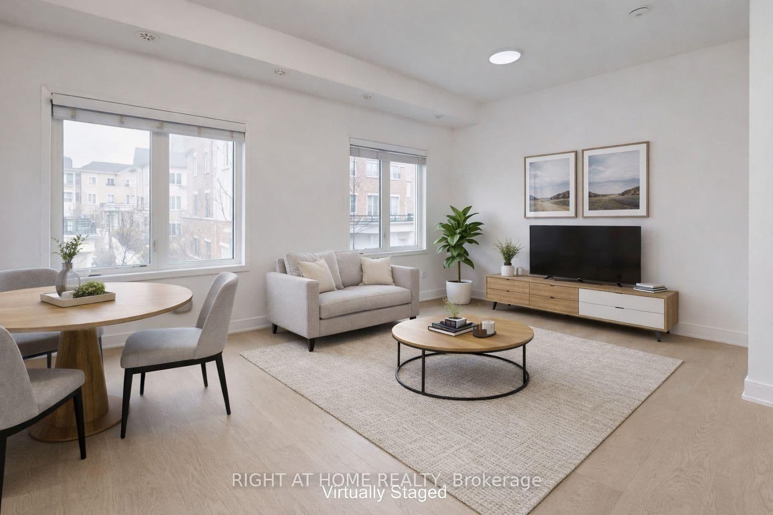 19 Coneflower Crescent, Unit 258 - Image 2