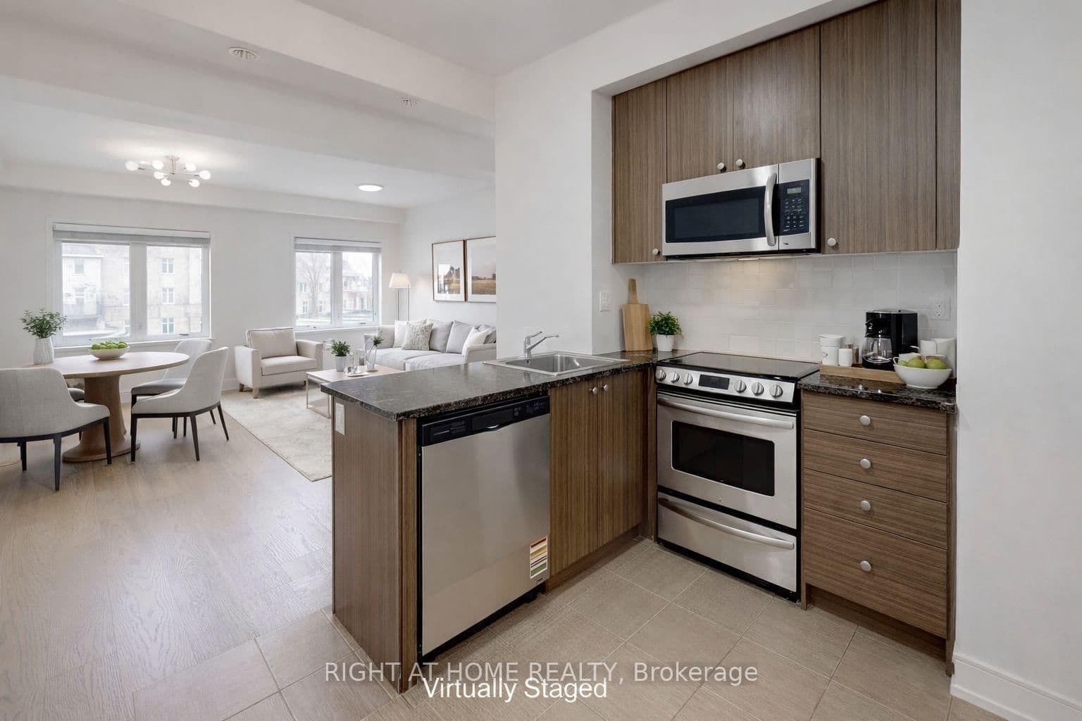 19 Coneflower Crescent, Unit 258 - Image 3