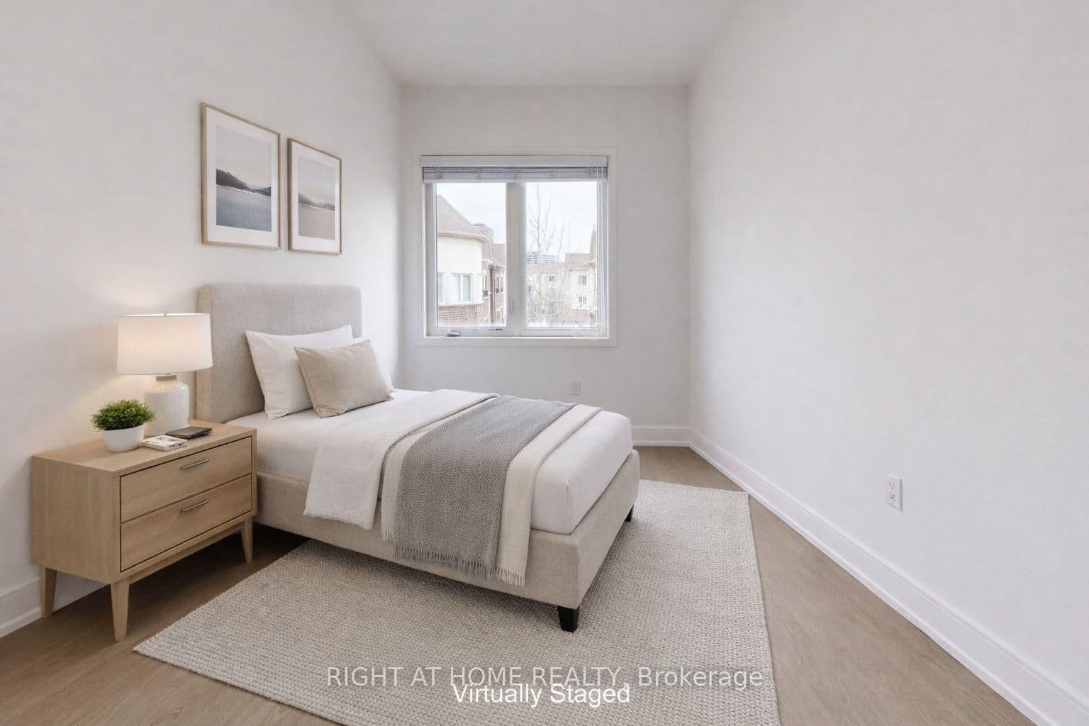 19 Coneflower Crescent, Unit 258 - Image 4