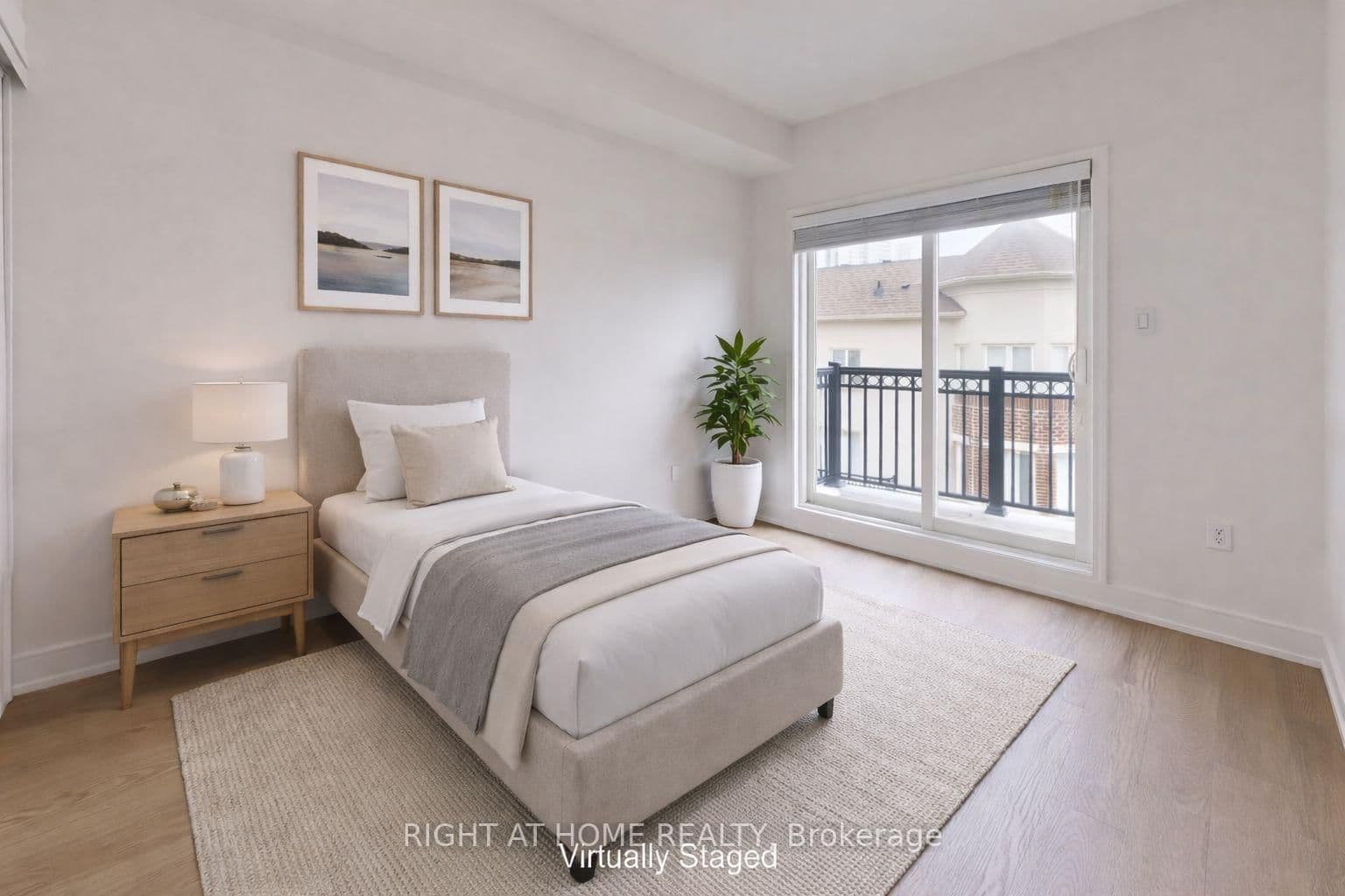 19 Coneflower Crescent, Unit 258 - Image 5