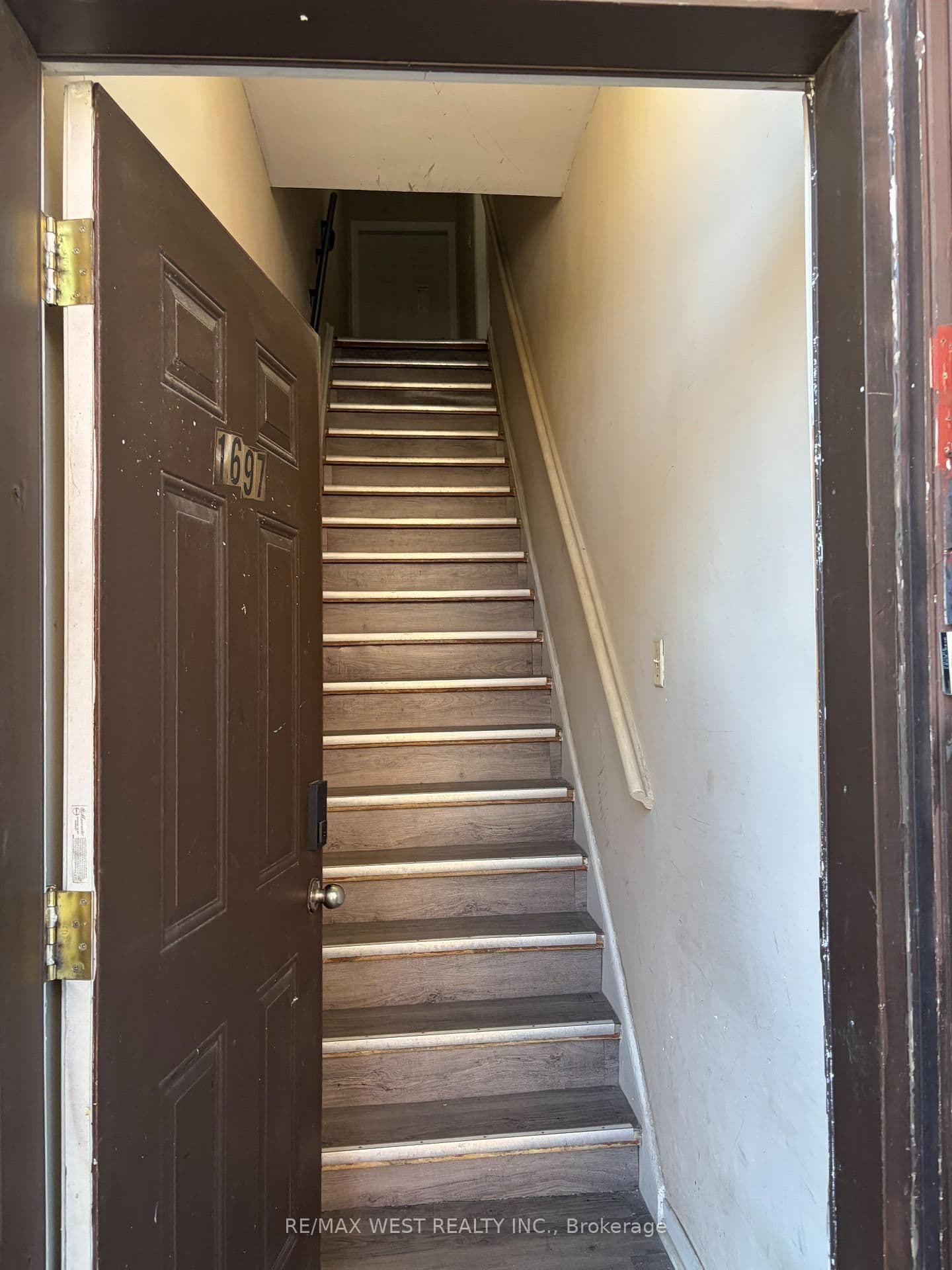 1697 Dundas Street W, Unit Apt 1 - Image 2