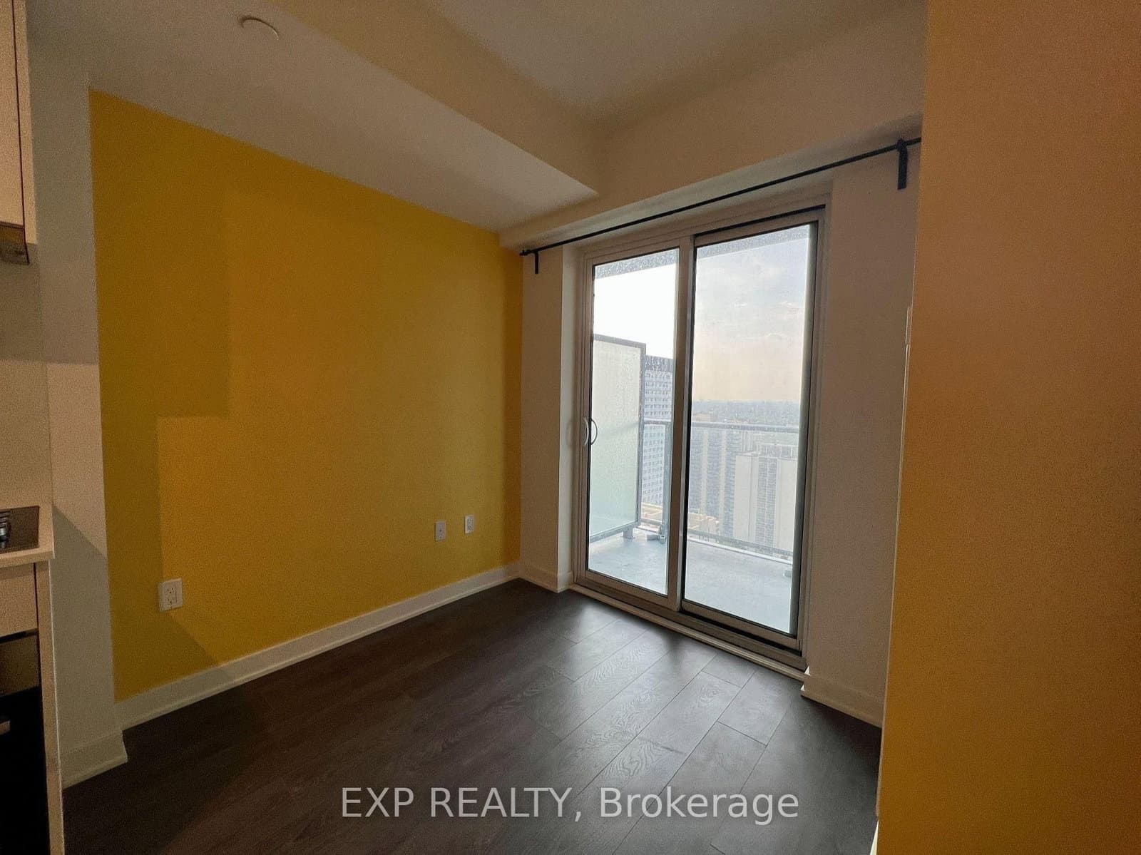 195 Redpath Avenue, Unit 3213 - Image 6