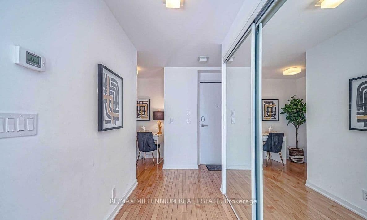 14 York Street, Unit 3612 - Image 5