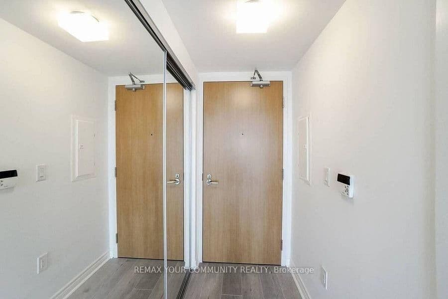 11 Wellesley Street W, Unit 1212 - Image 6