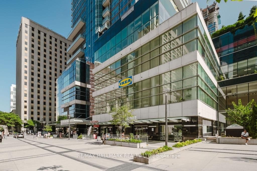 388 YONGE Street, Unit 6104 - Image 5