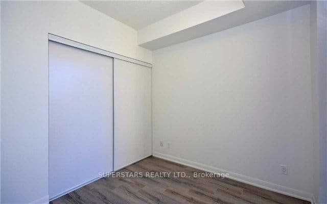 435 Richmond Street W, Unit 413 - Image 5