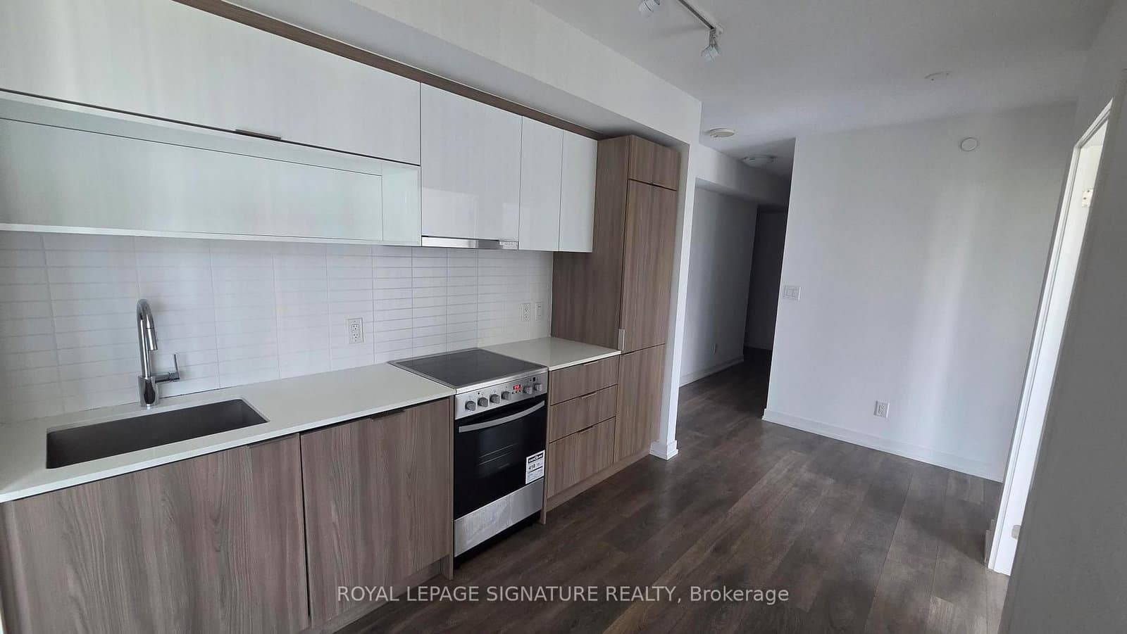 159 Wellesley Street E, Unit 1009 - Image 5