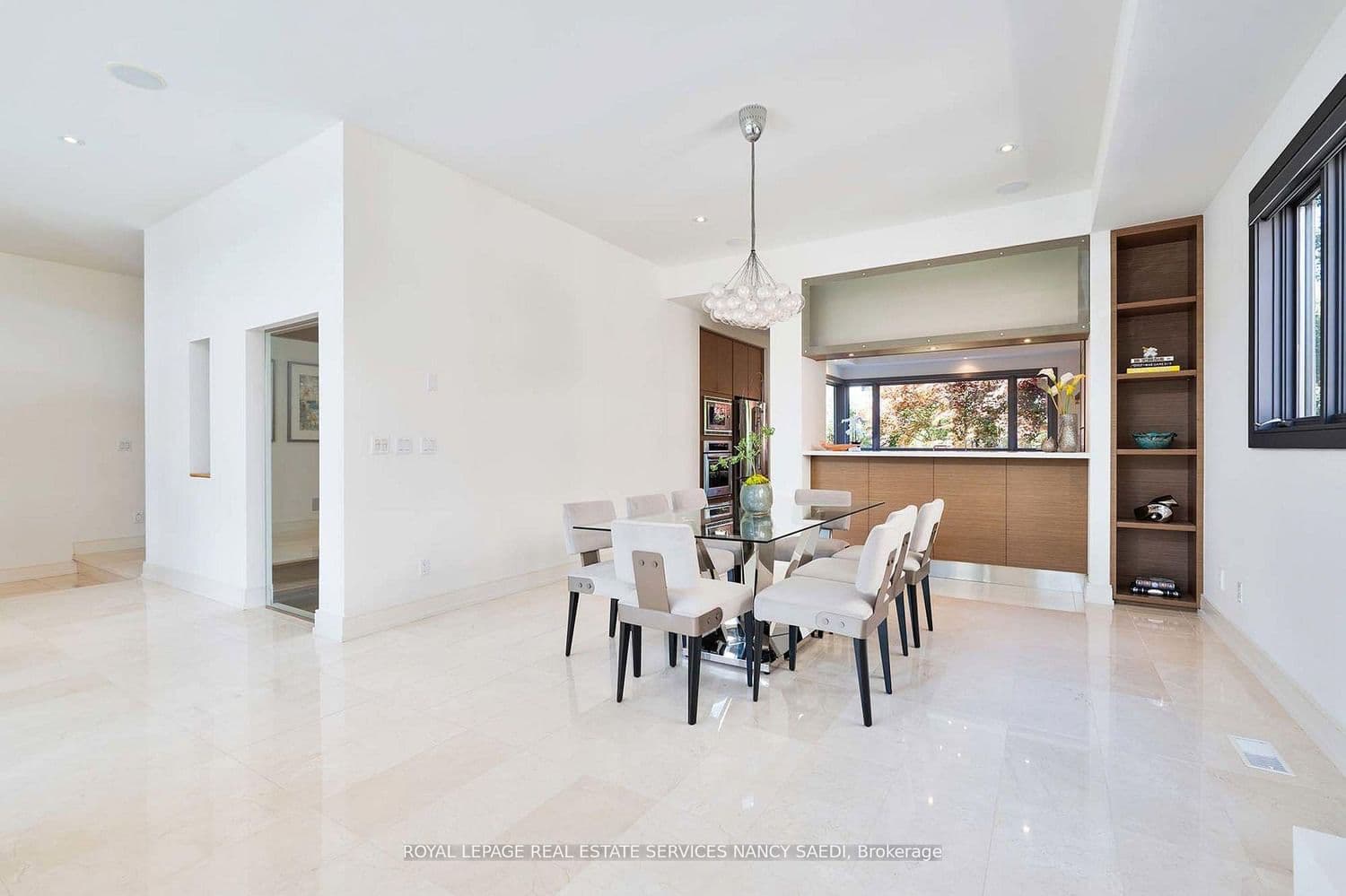 12 York Road - Image 2