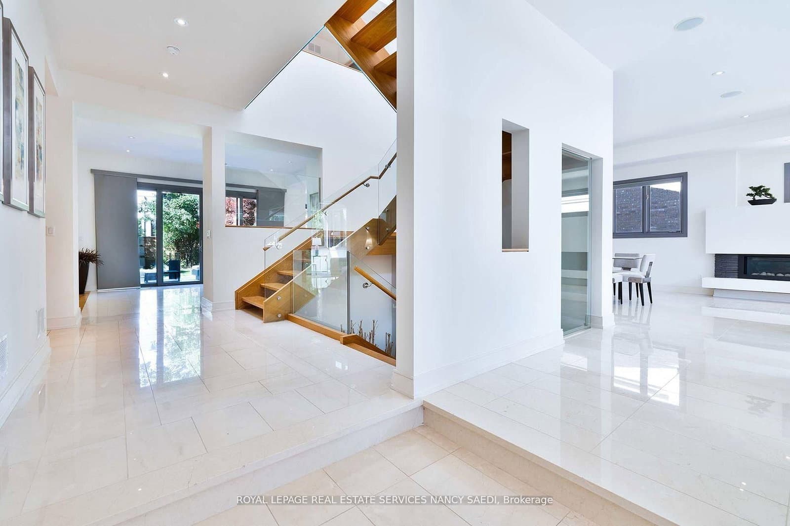 12 York Road - Image 6
