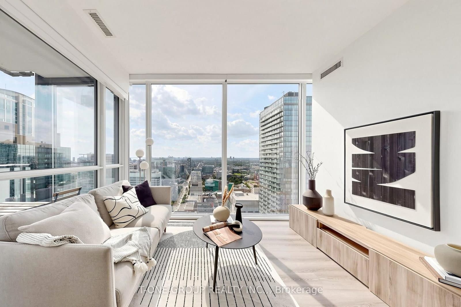 15 Grenville Street, Unit 3403 - Image 1