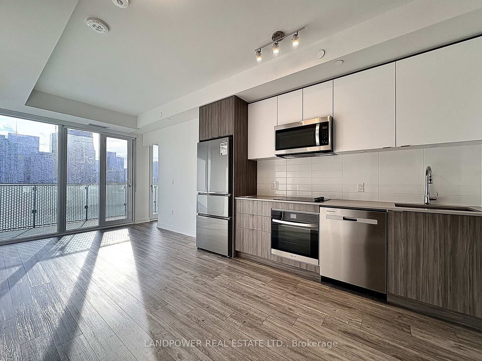 135 Lower Sherbourne Street, Unit 2832 W - Image 4