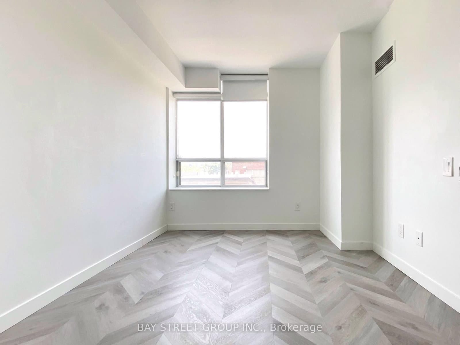 140 Bathurst Street, Unit 402 - Image 6