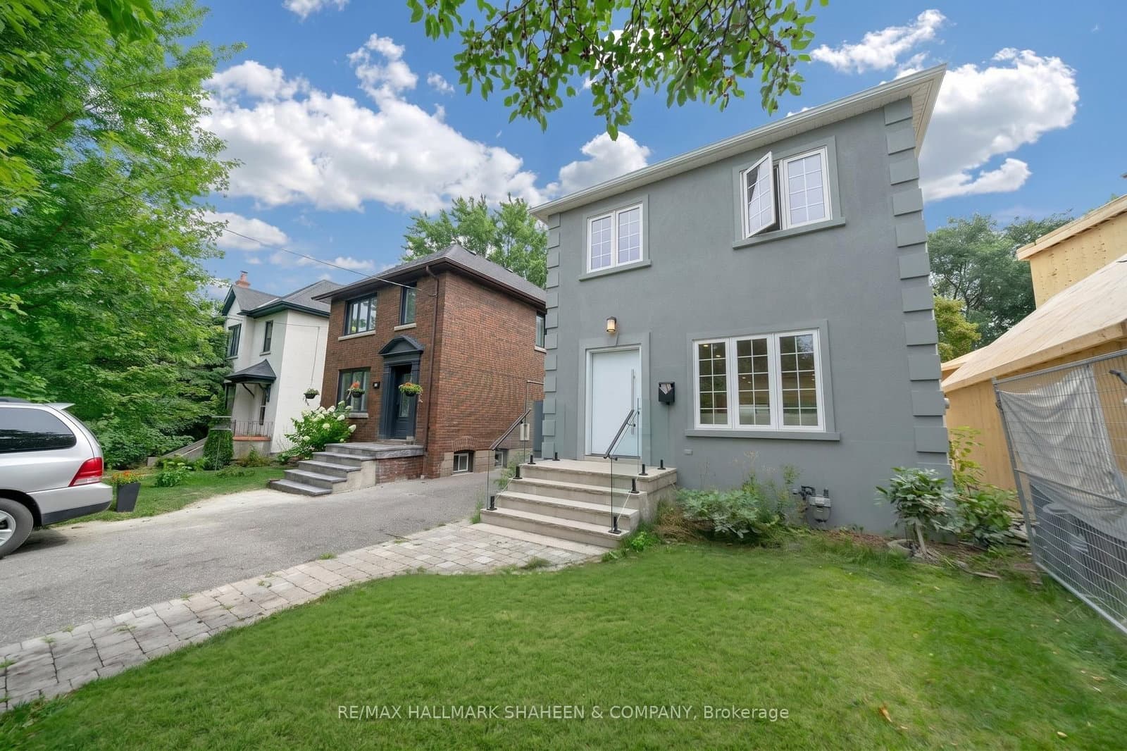 207 Sutherland Drive - Image 1