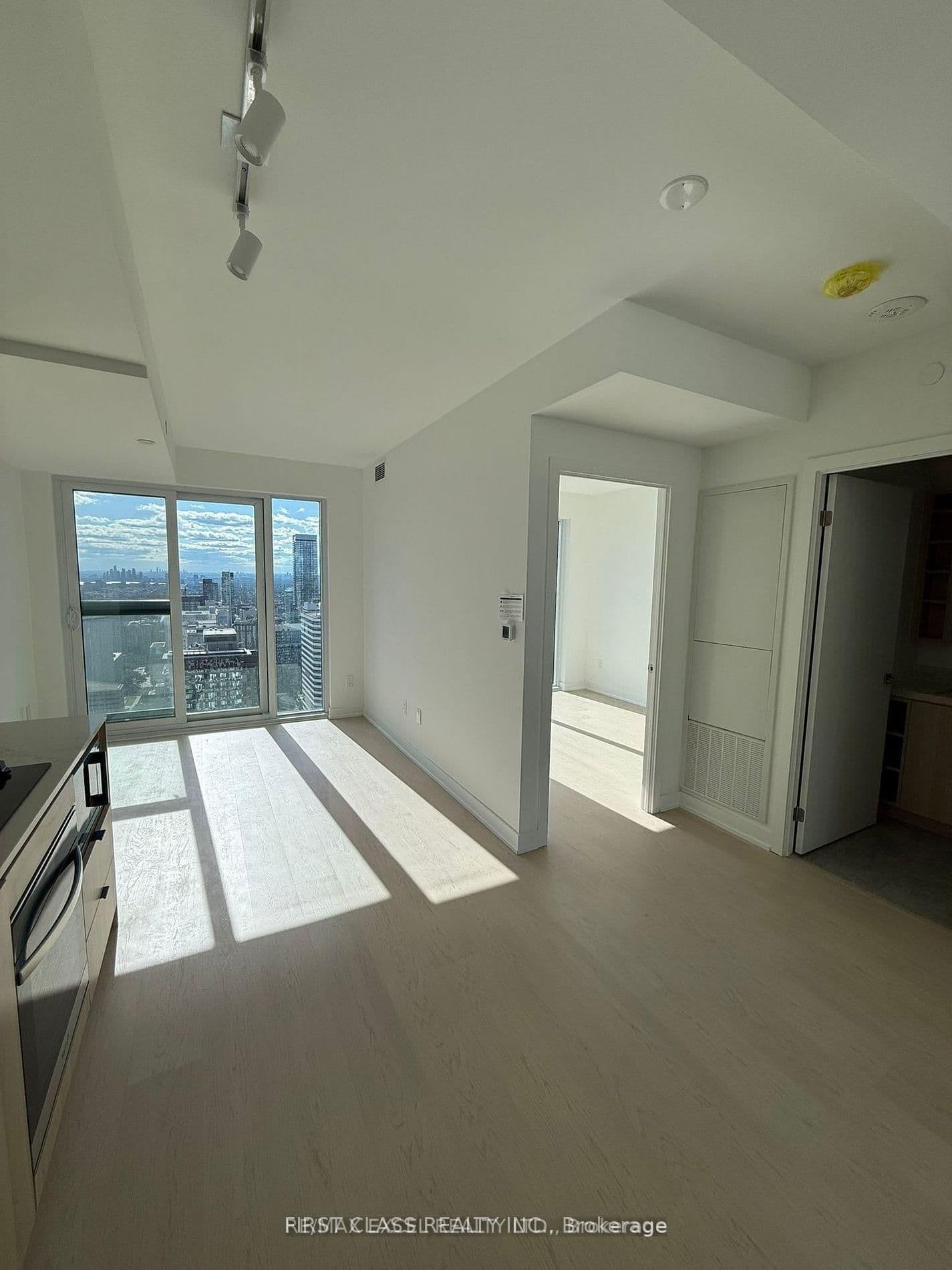 252 Church Street, Unit 5516 - Image 4