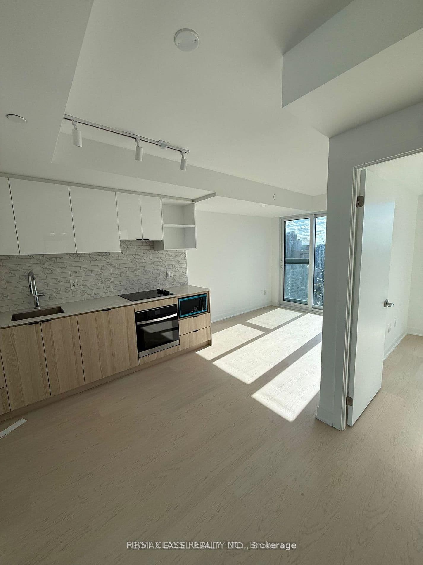 252 Church Street, Unit 5516 - Image 6
