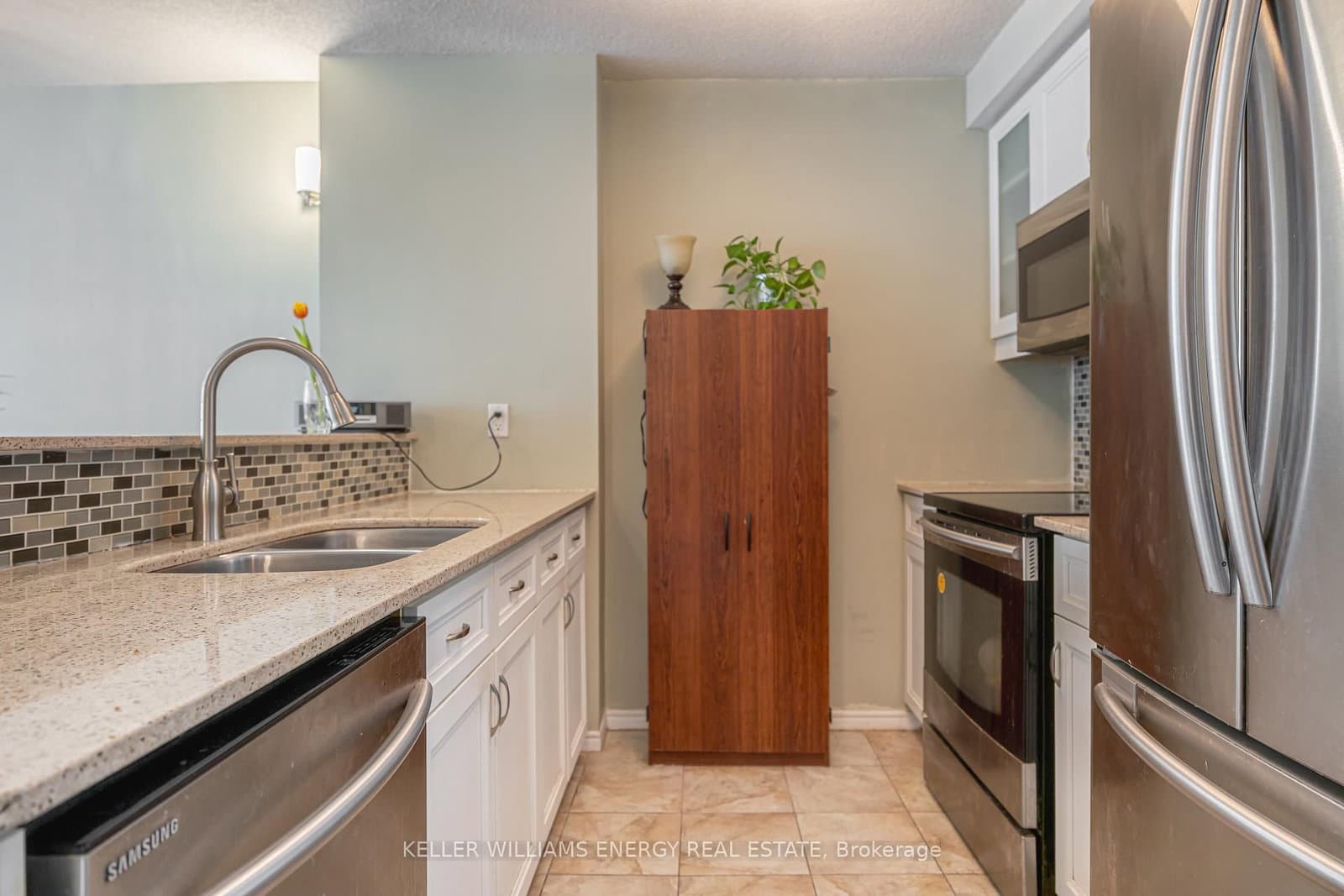 10 Yonge Street, Unit 1604 - Image 5