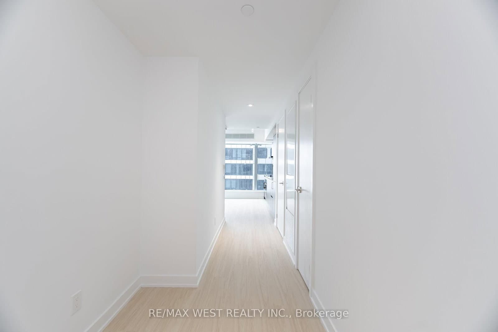 8 Wellesley Street W, Unit 3505 - Image 5