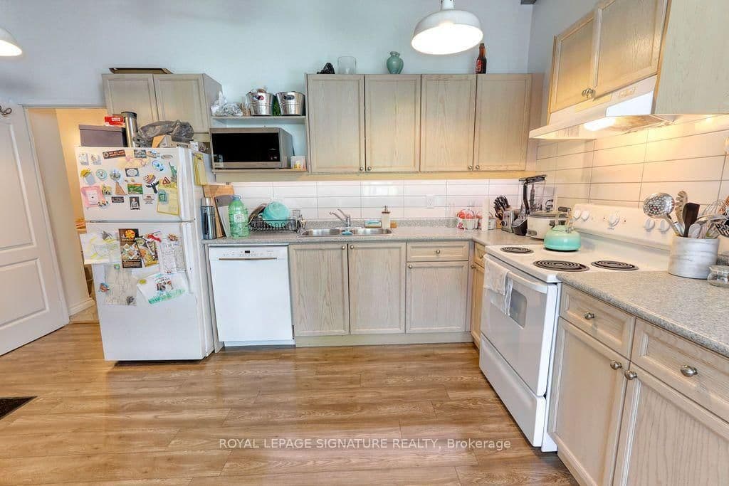 44 Stafford Street, Unit Unit B - Image 3
