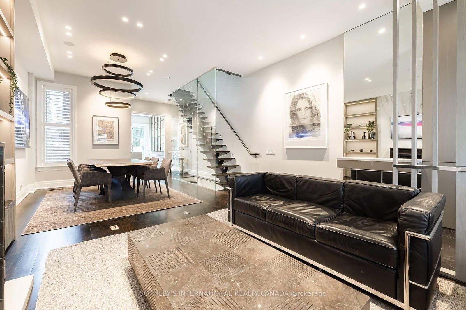 33 Tranby Avenue - Image 6
