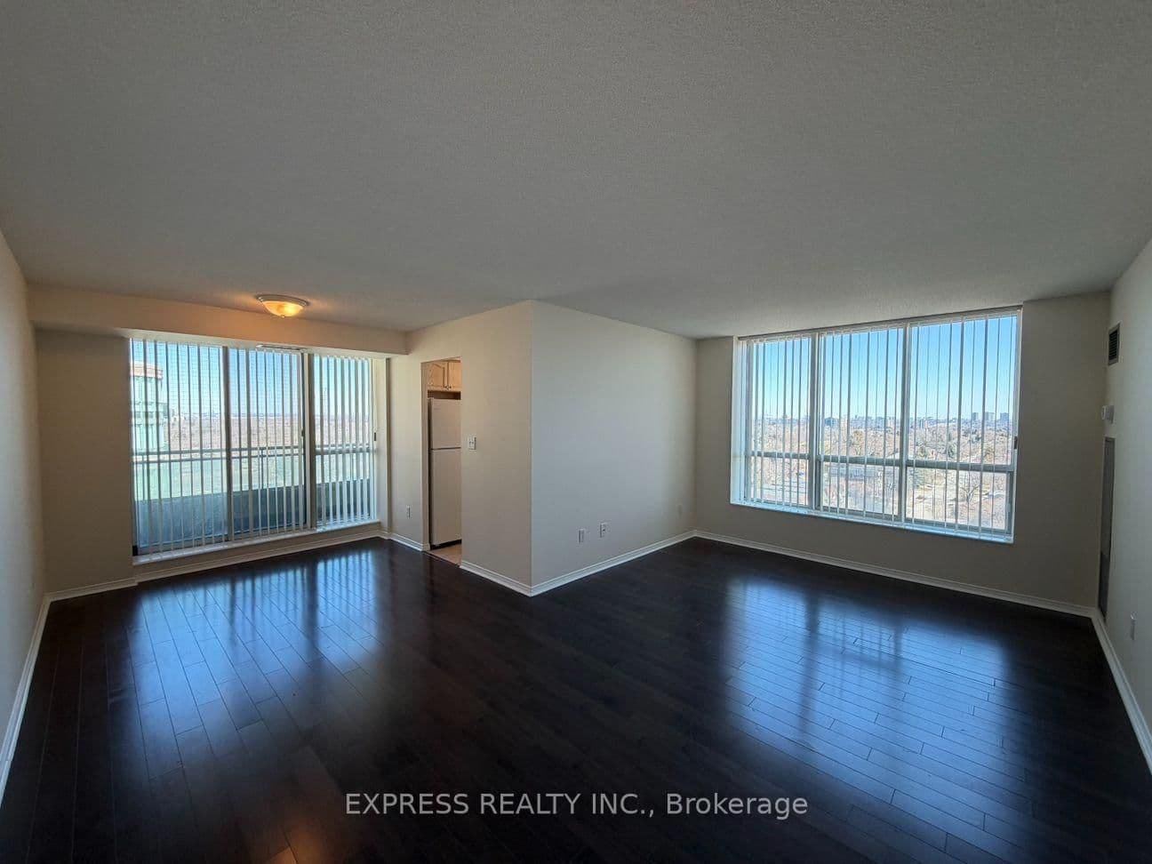 39 Pemberton Avenue, Unit LPH07 - Image 2