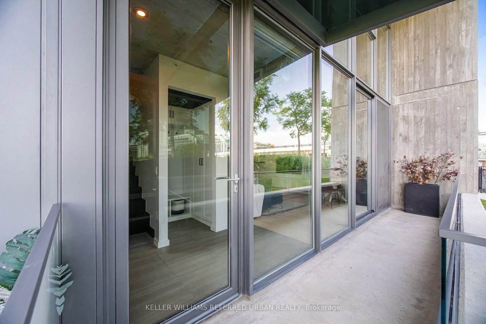 170 Bayview Avenue, Unit Th105 - Image 2