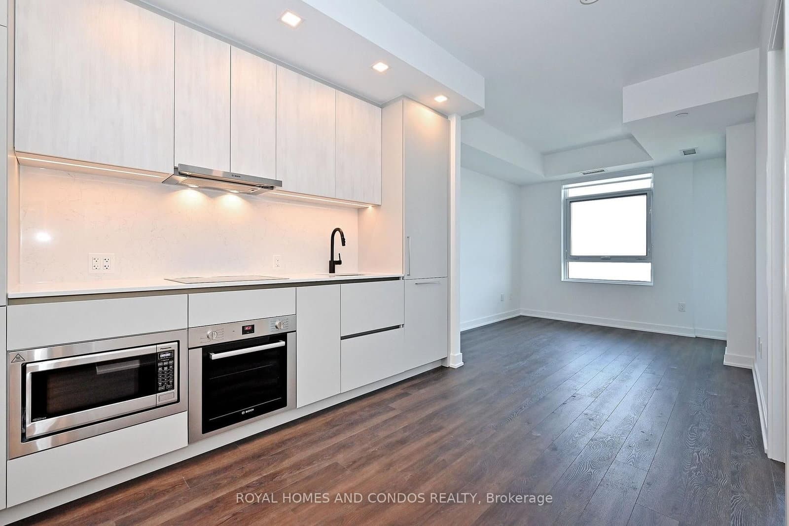 609 Sherbourne Street, Unit 5006 - Image 5