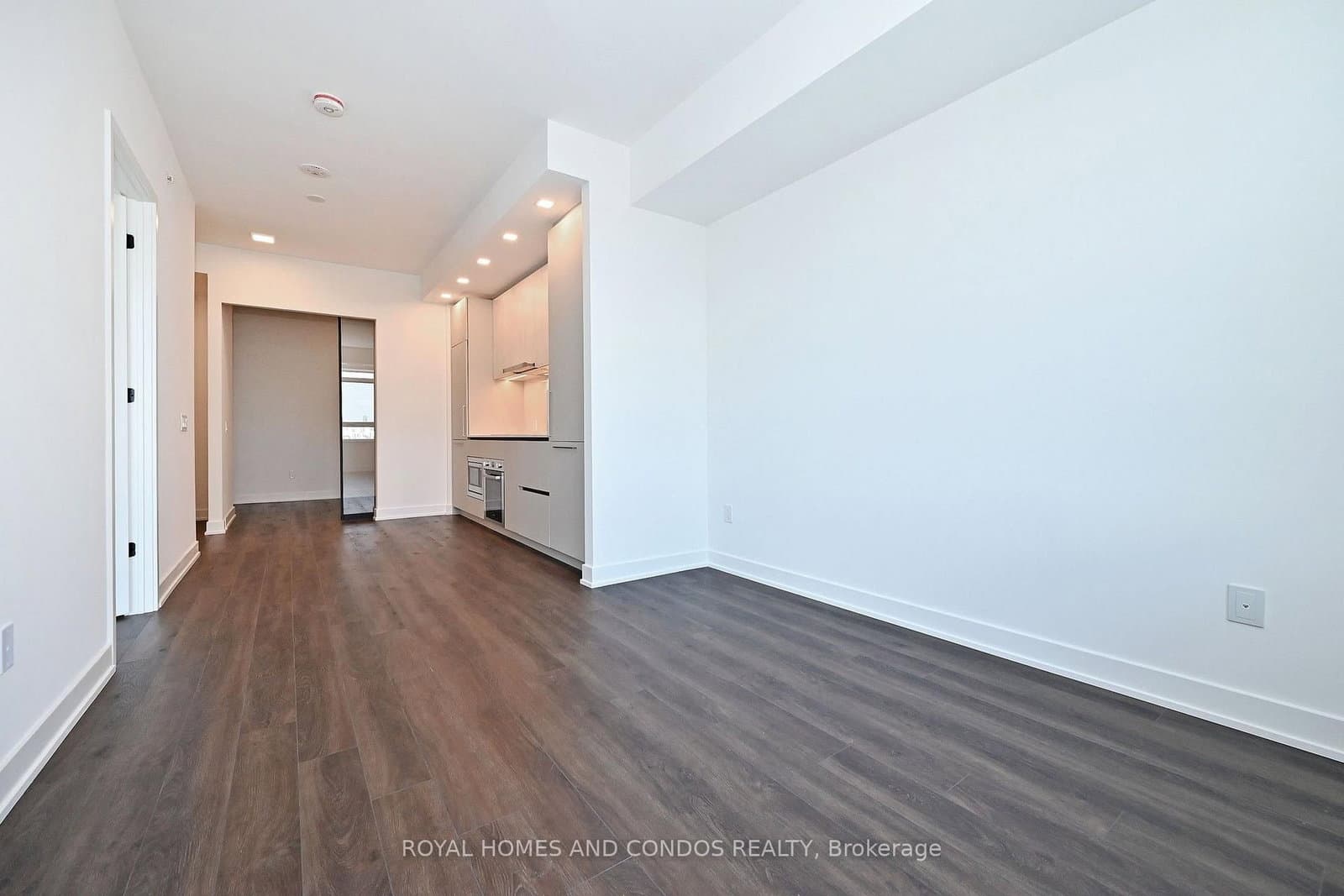609 Sherbourne Street, Unit 5006 - Image 6