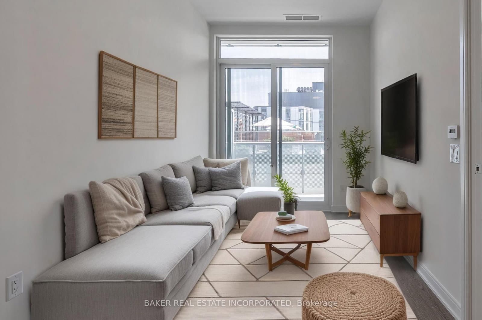 425 Front Street E, Unit 907 - Image 3