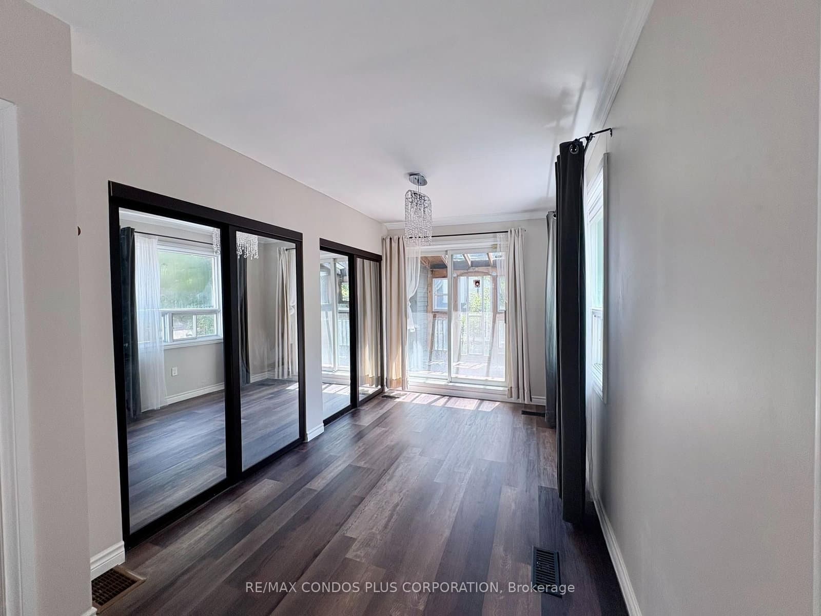 15 Irwin Avenue - Image 3