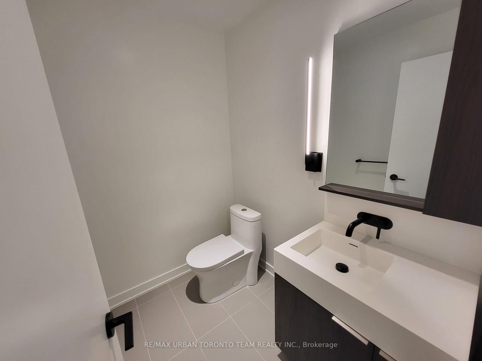 117 broadway Avenue, Unit Th125 - Image 6