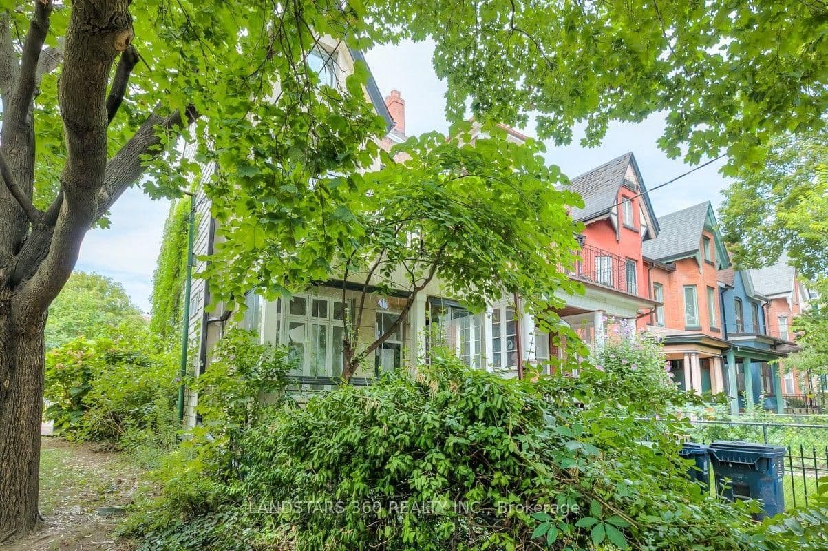 196 Brunswick Avenue - Image 1