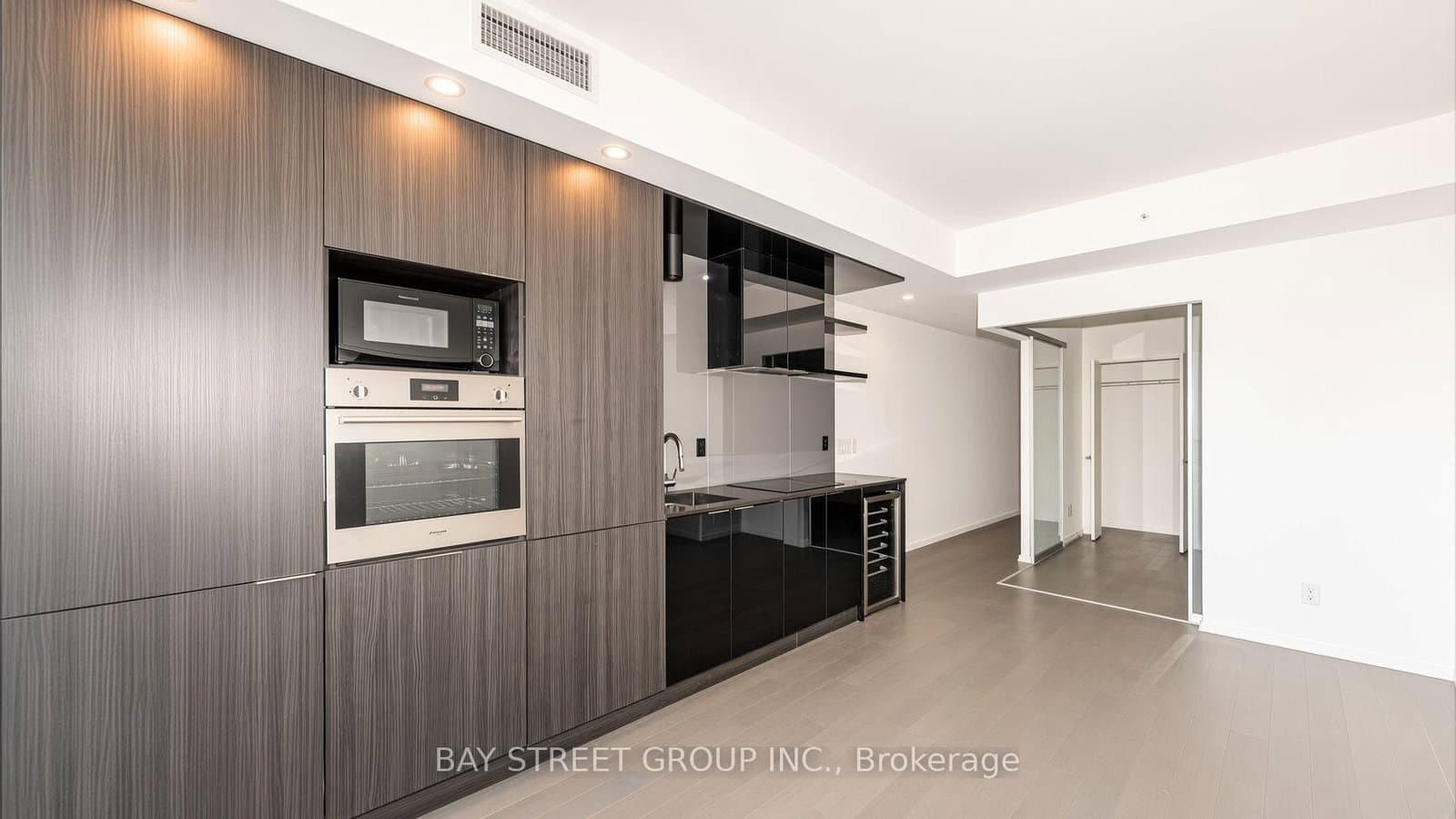 70 Temperance Street, Unit 2012 - Image 4