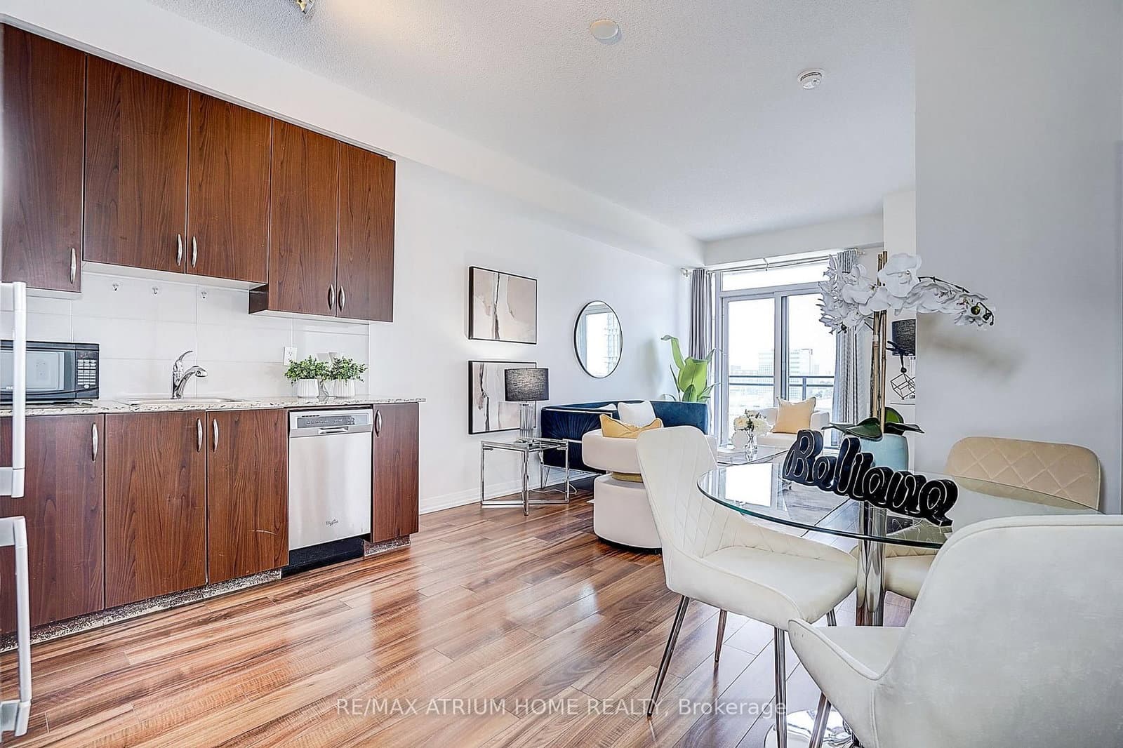 55 Ann O'reilly Road, Unit 810 - Image 6