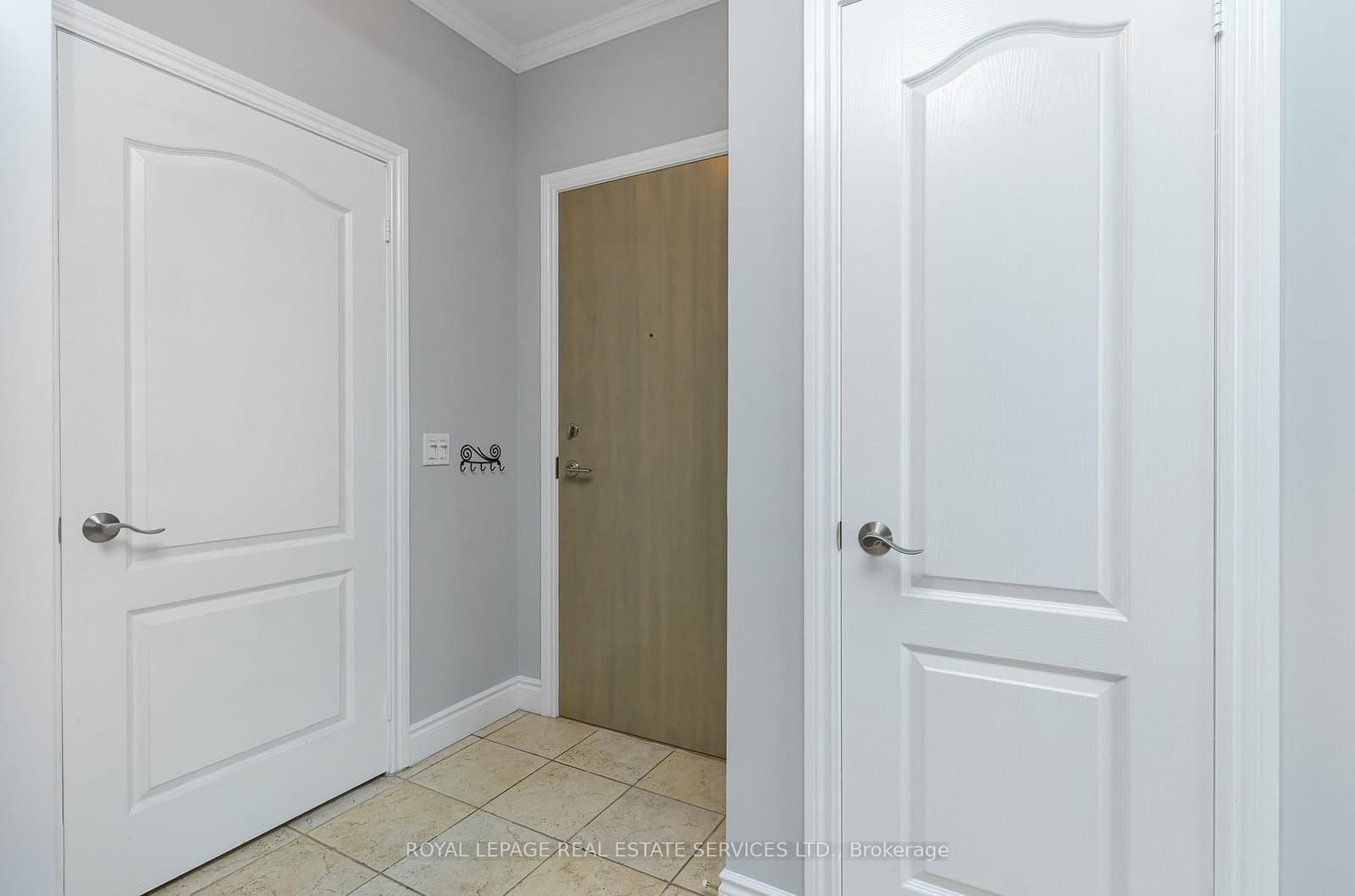 319 Merton Street E, Unit 1216 - Image 6