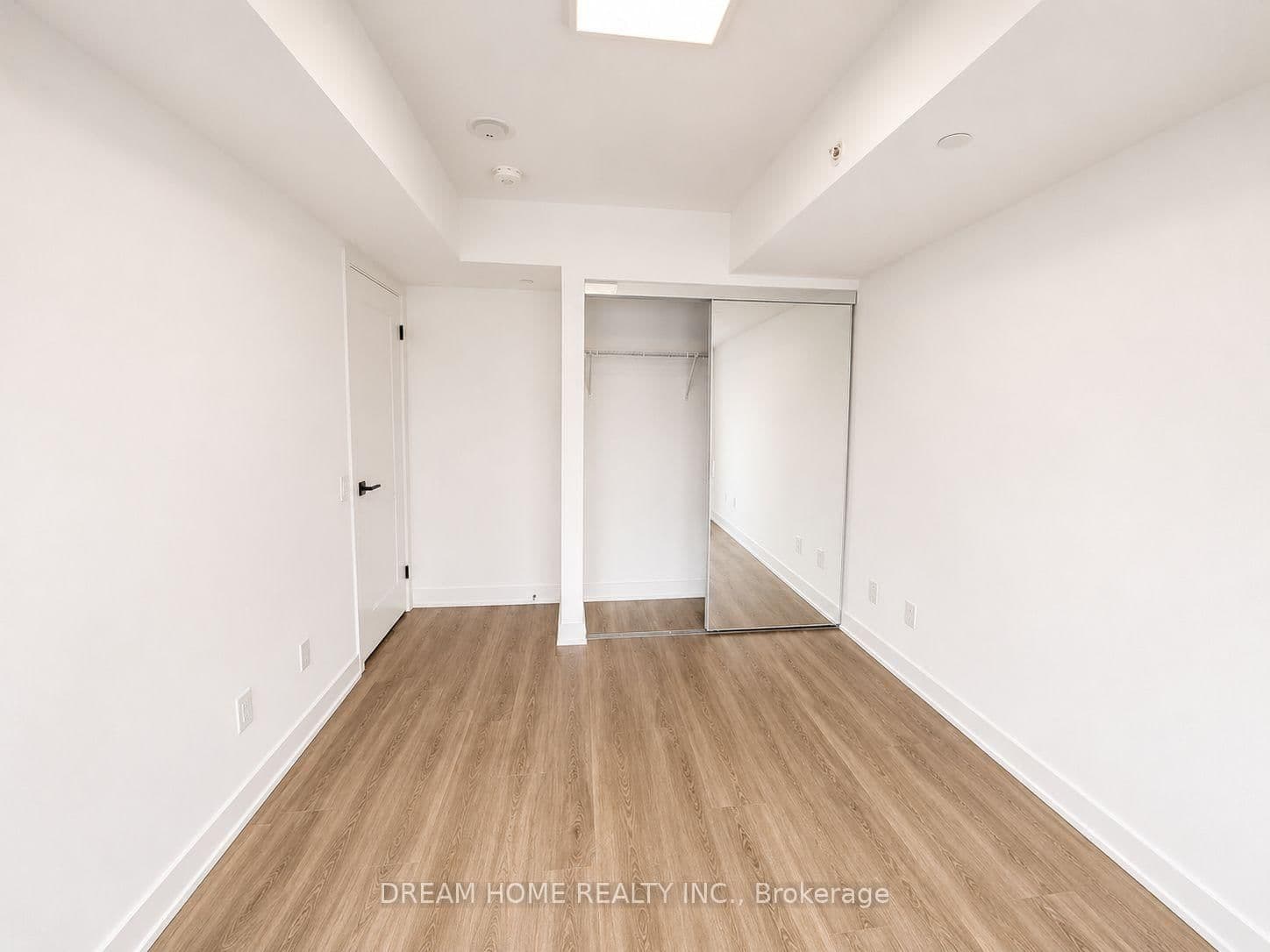 609 Sherbourne Street, Unit 1801 - Image 6