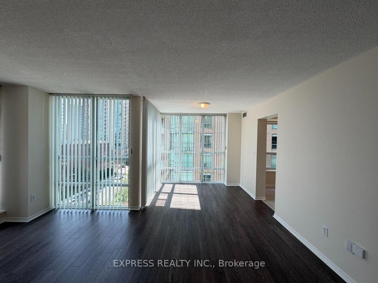 39 Pemberton Avenue, Unit Lph12 - Image 5