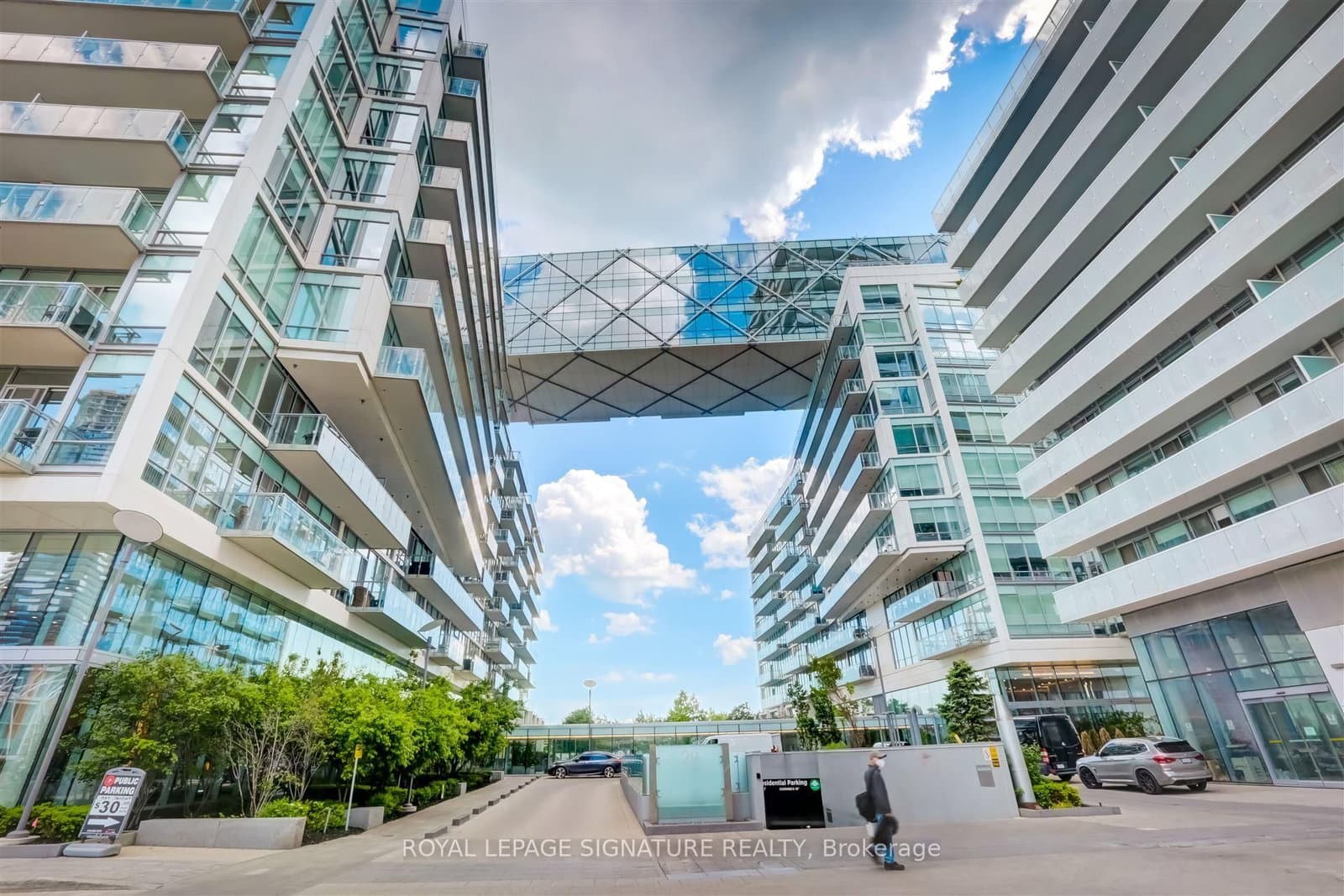 29 Queens Quay E, Unit 424 - Image 1