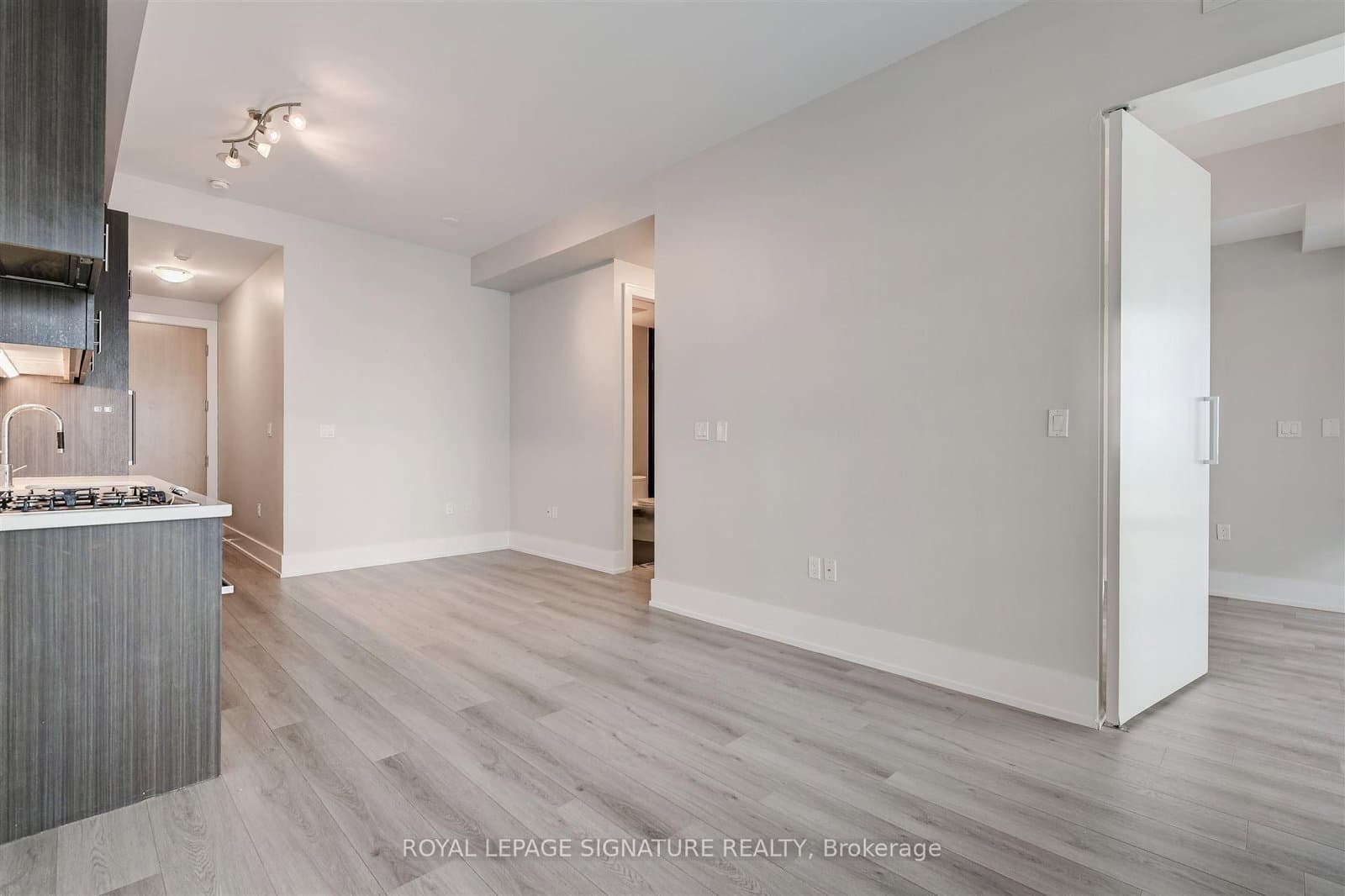 29 Queens Quay E, Unit 424 - Image 5