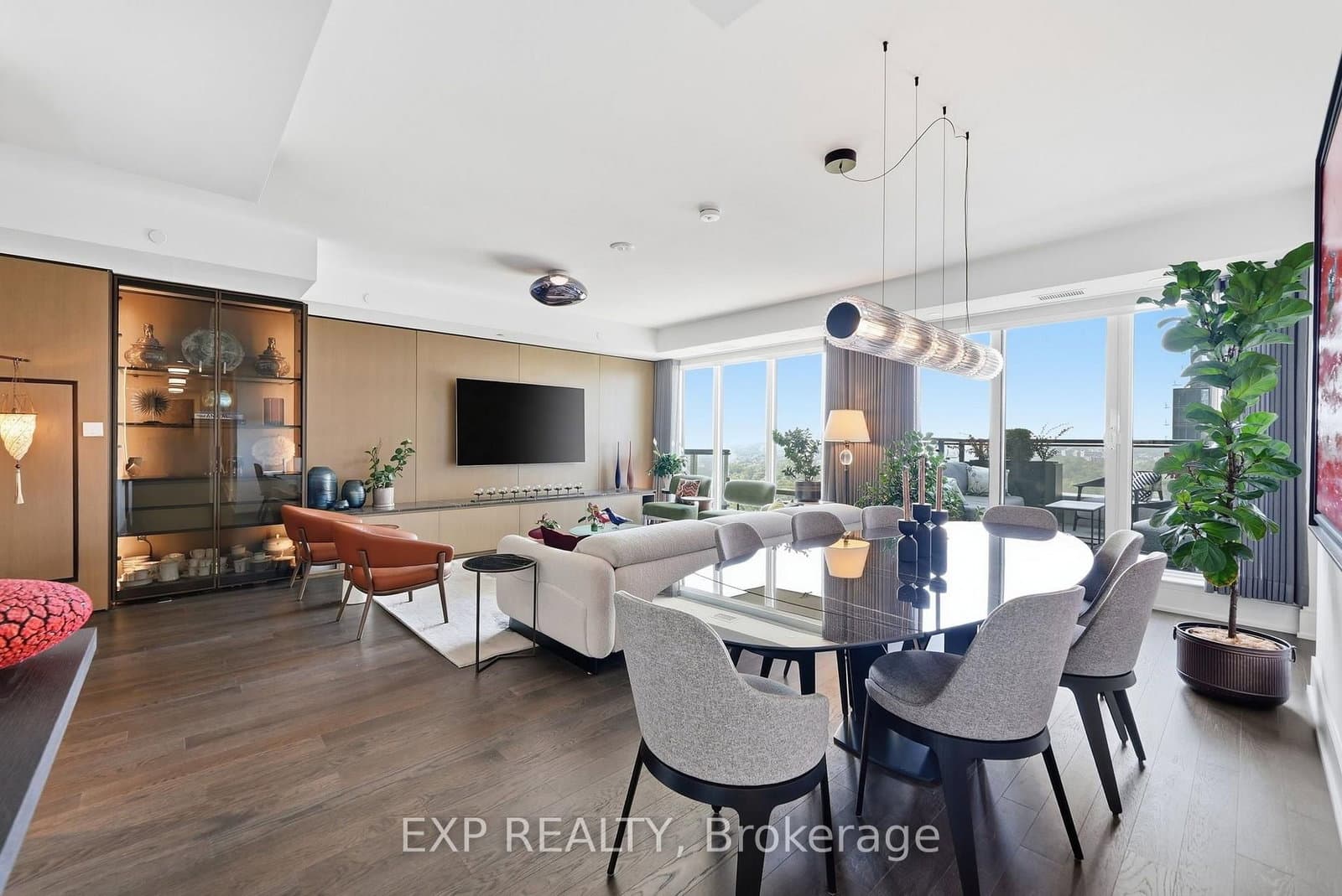 30 Inn On The Park Drive, Unit 2301 - Image 1