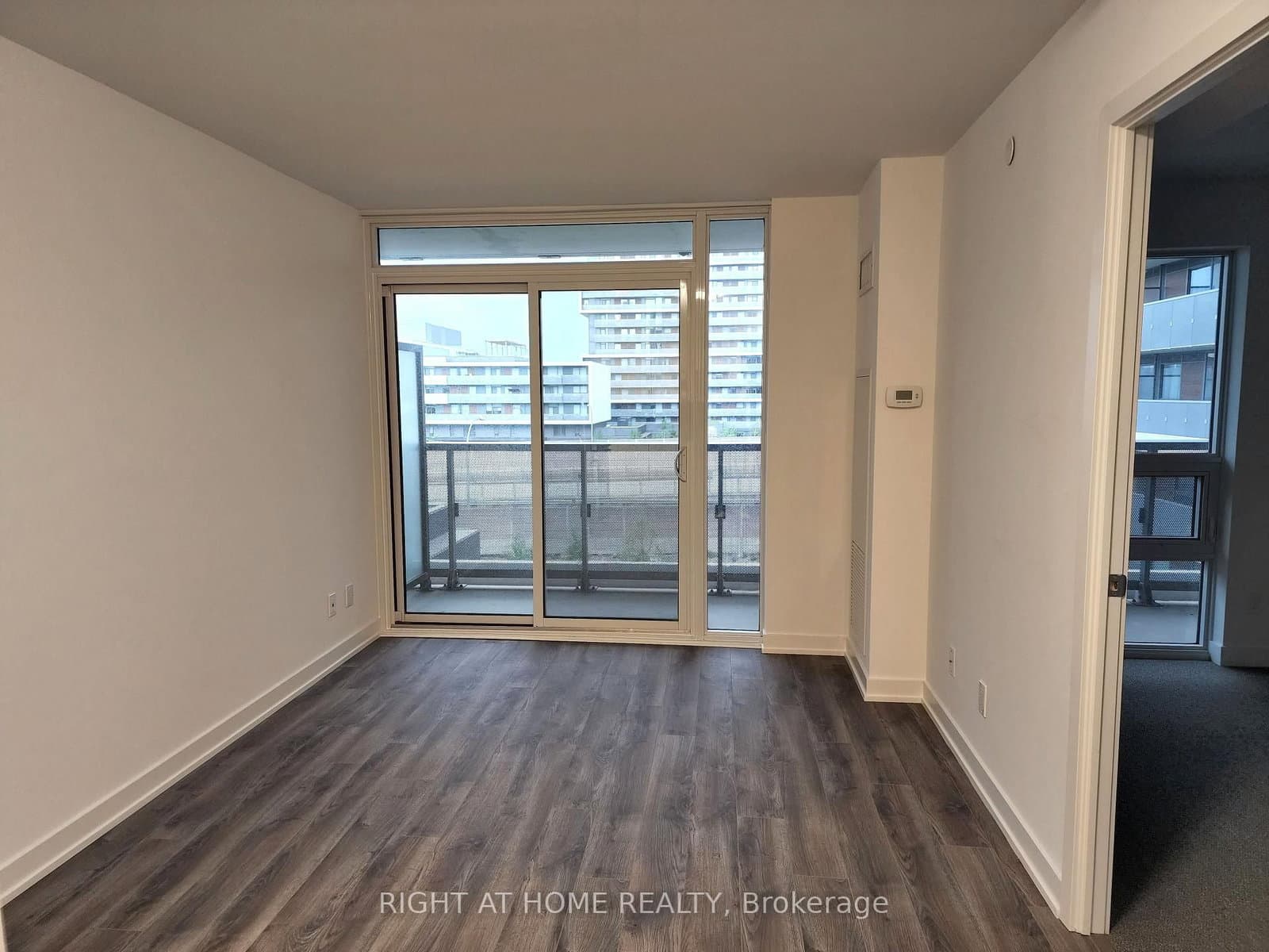 120 Varna Drive, Unit 525 - Image 4