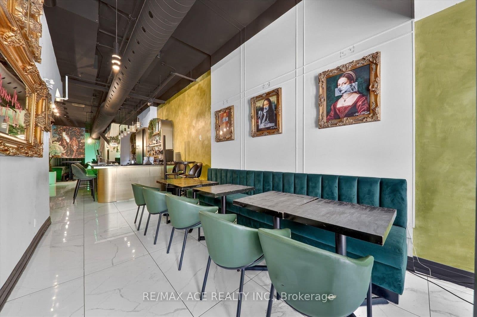 502 Queen Street W - Image 6