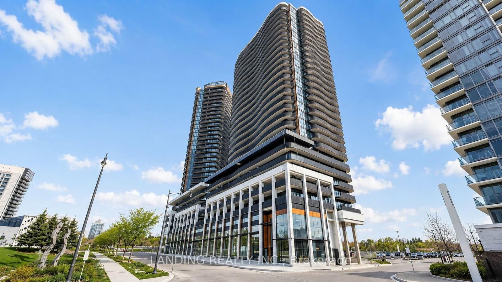 68 Esther Shiner Boulevard, Unit 1116
