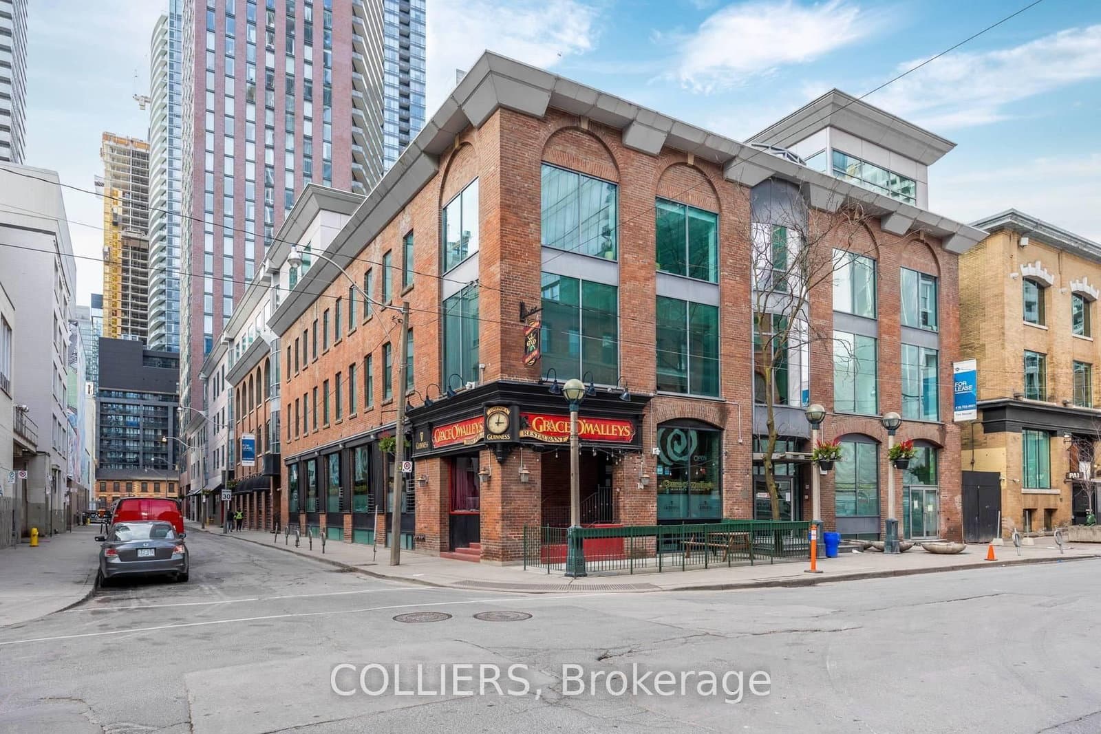 14 Duncan Street, Unit 204 - Image 3