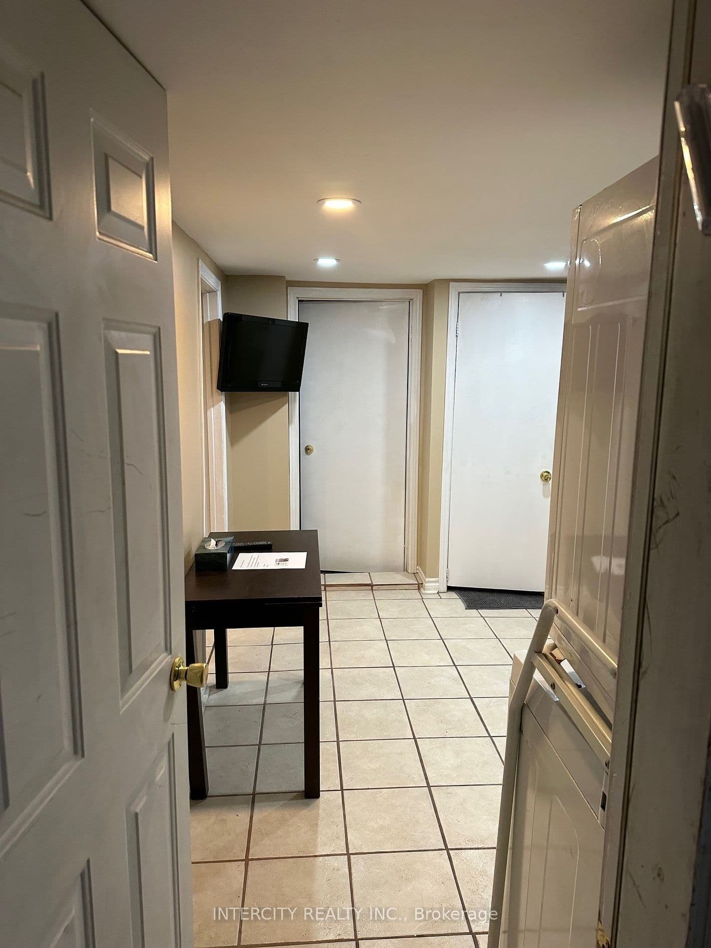 222 Combe Avenue, Unit # 2 - Image 5