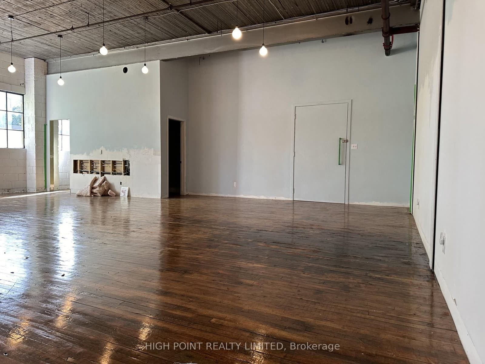 777 Richmond Street W, Unit 2028 - Image 5