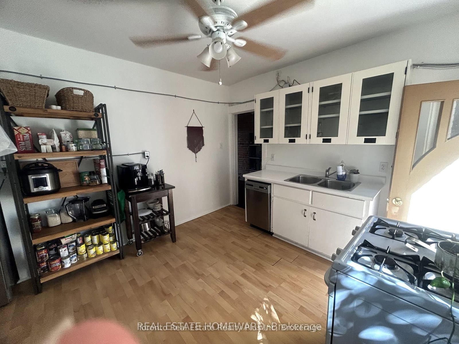 1297 Gerrard Street E, Unit A - Image 4